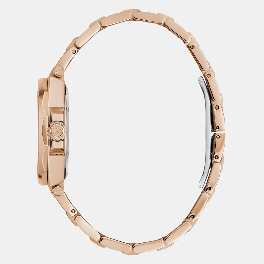 GC 34 mm Round Quartz watch