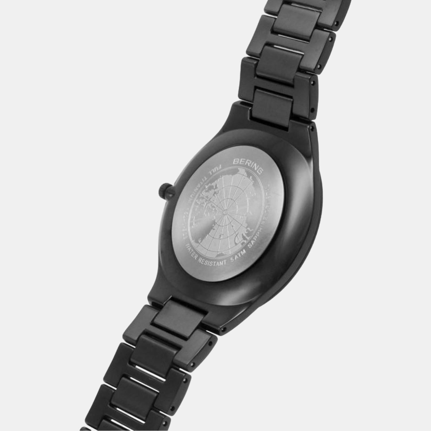 Bering 45 mm Round Quartz watch