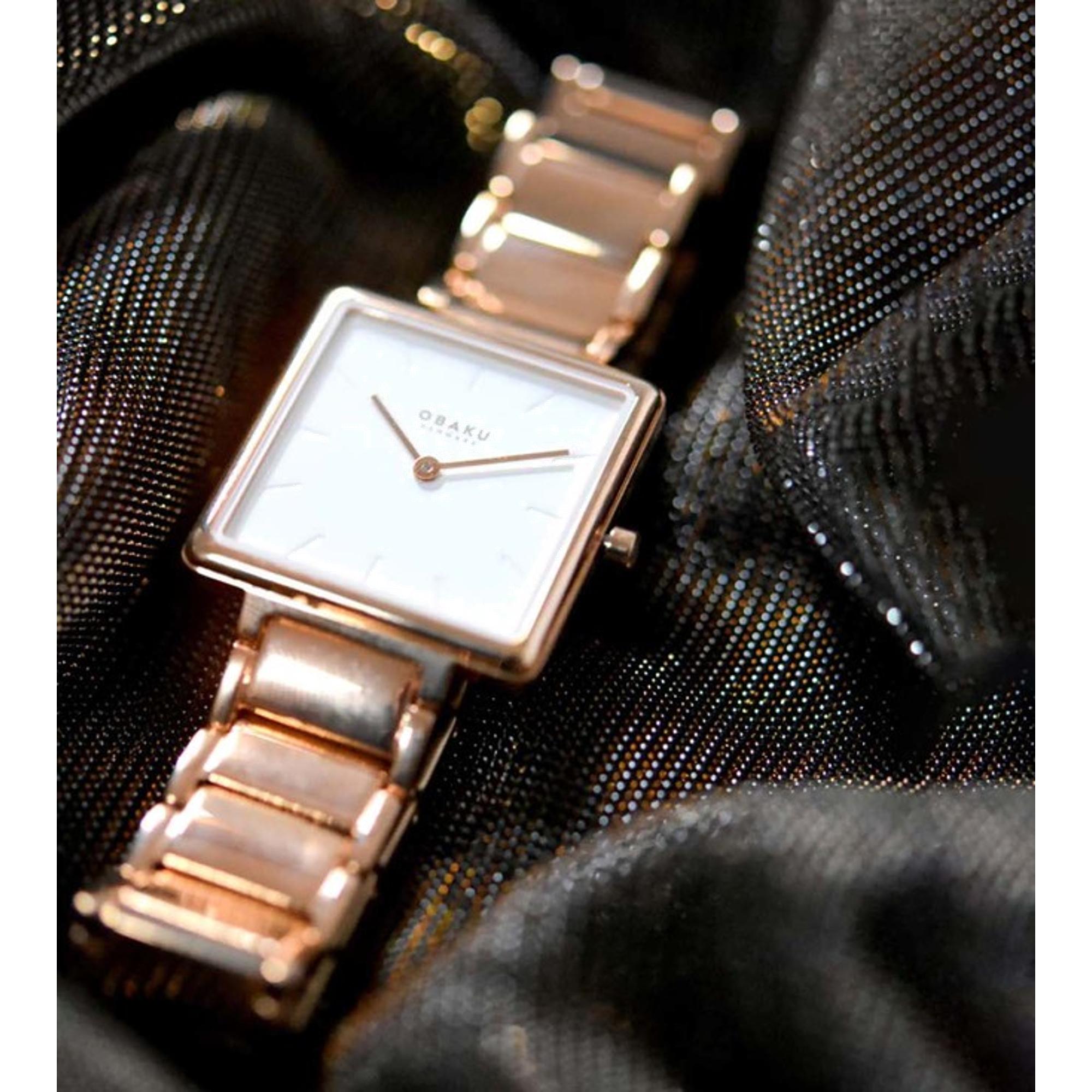 Firkant Fuchsia Women Quartz White Dial Analog Stainless Steel Watch V259LXVISV