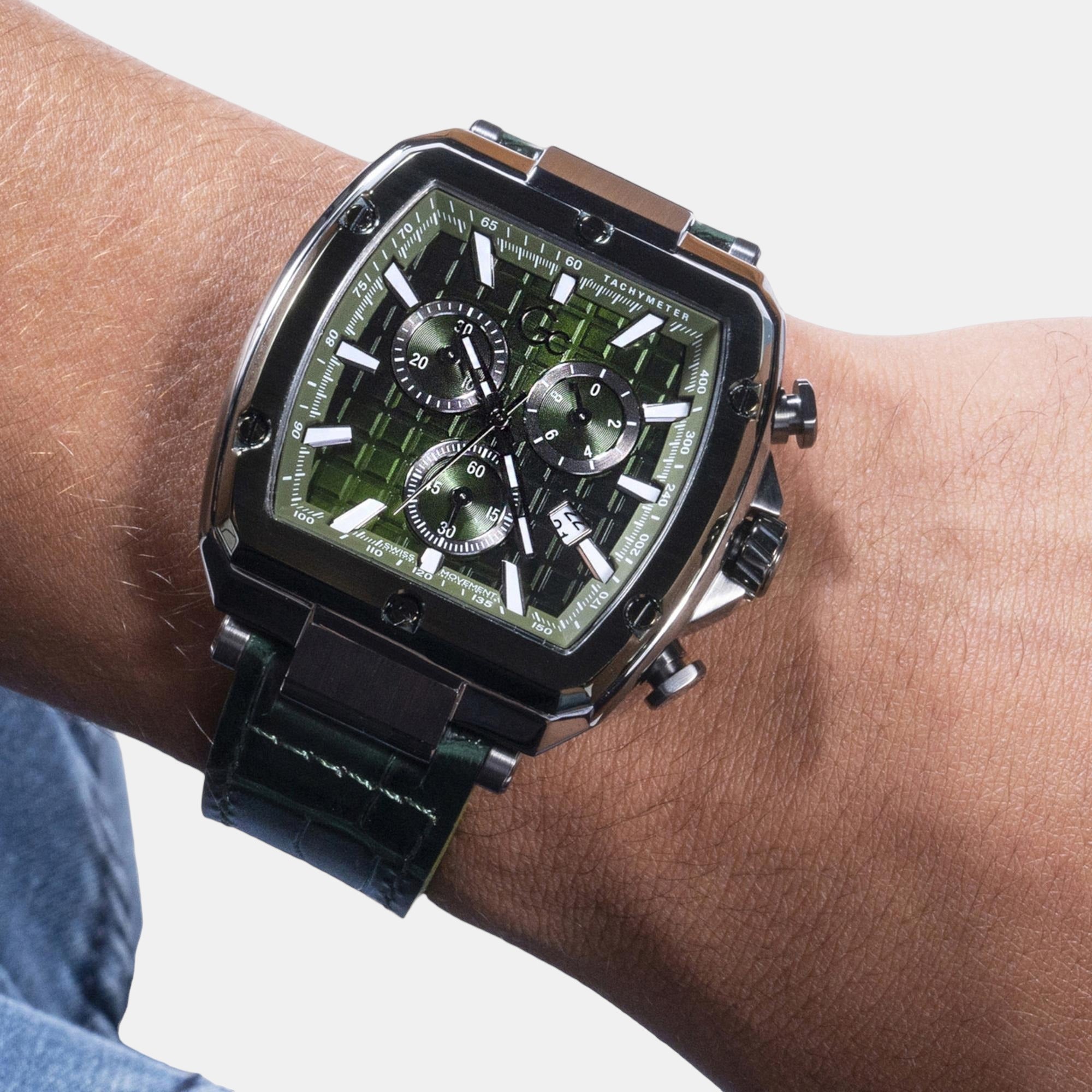 Men Quartz Green Dial Chronograph Leather Watch Y83011G9MF