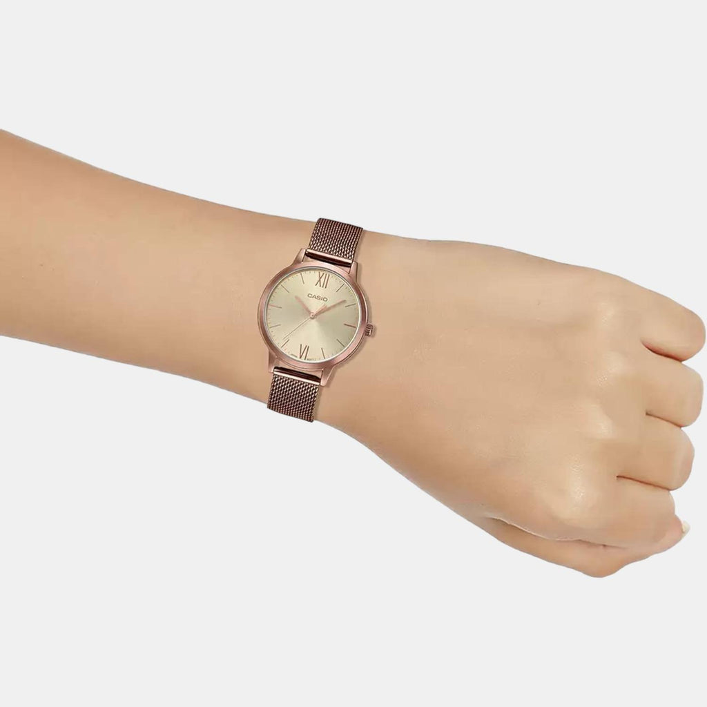 Casio Round Quartz Analog Women watch