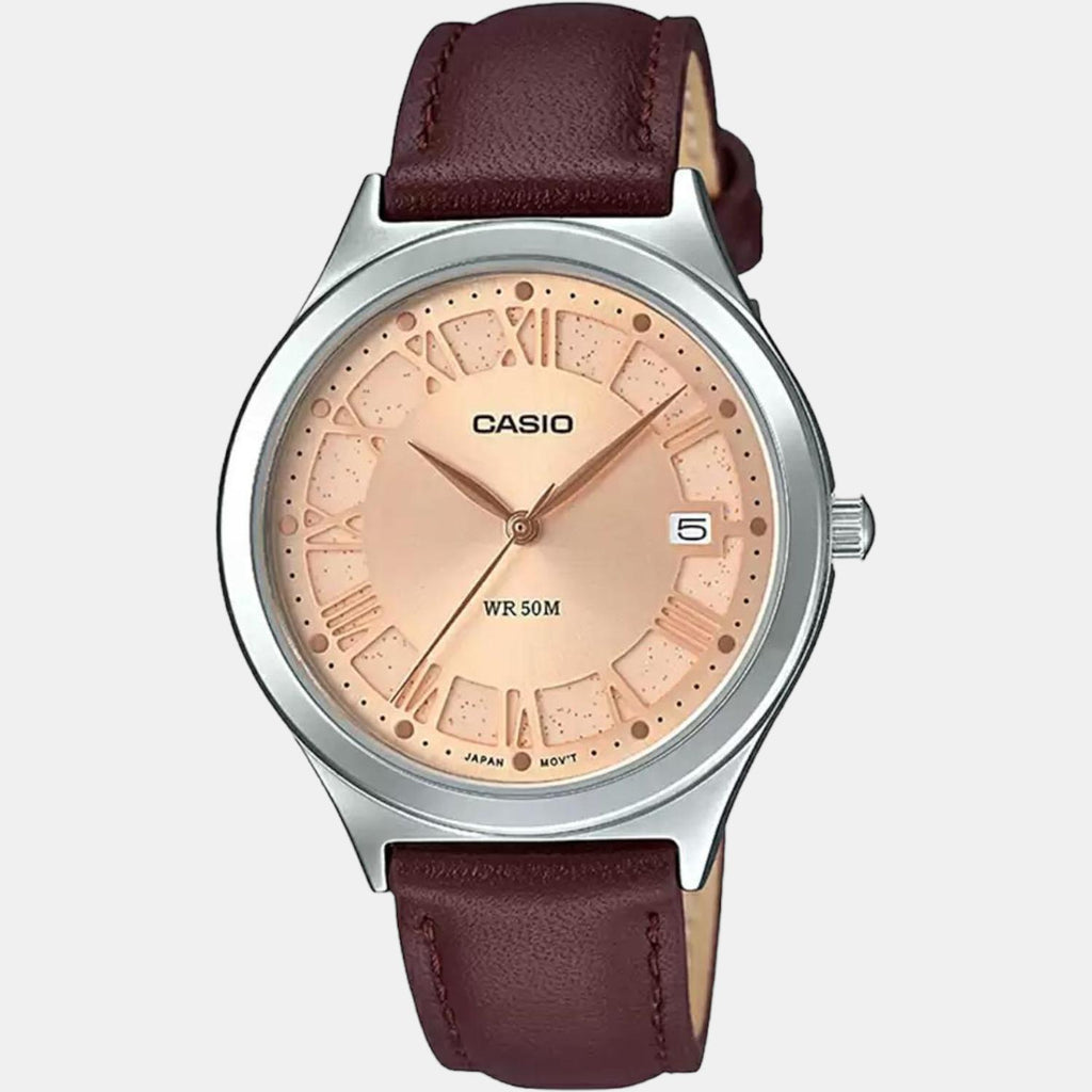 Casio 40 mm Round Quartz watch