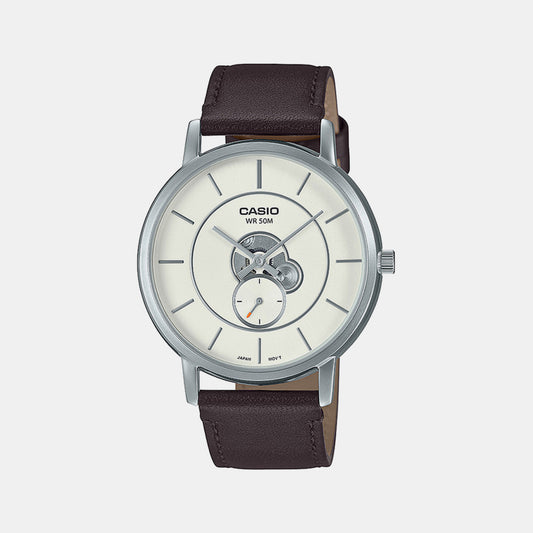 Male White Analog Leather Watch A2133