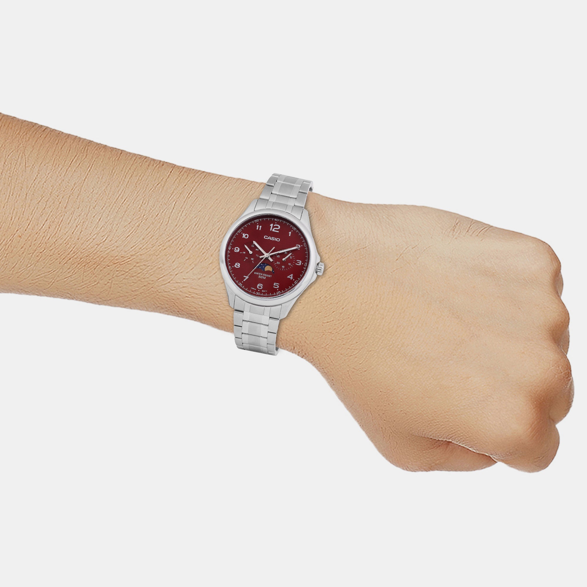 Casio 47 mm Silver Quartz watch