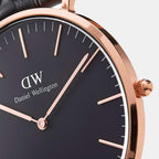 Daniel Wellington Stainless Steel Round watch