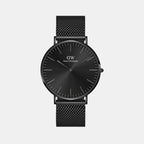 Daniel Wellington Round Black Analog watch