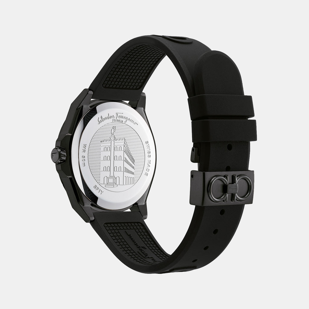 Ferragamo 43 mm Round Quartz watch