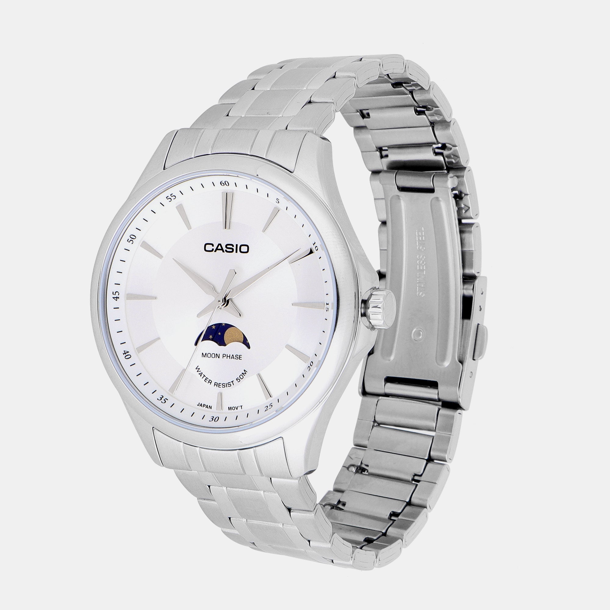 Casio 49 mm Round Quartz watch