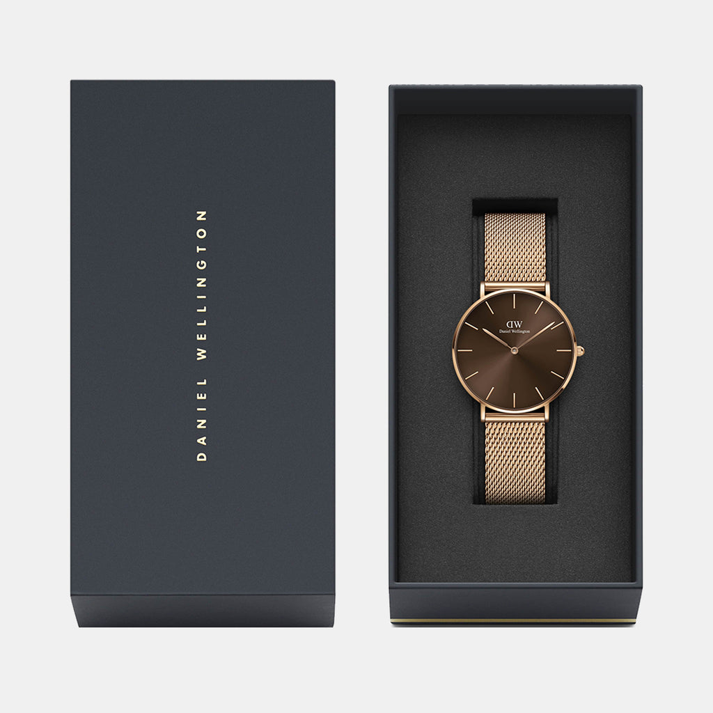 Daniel Wellington Unisex Round Brown watch