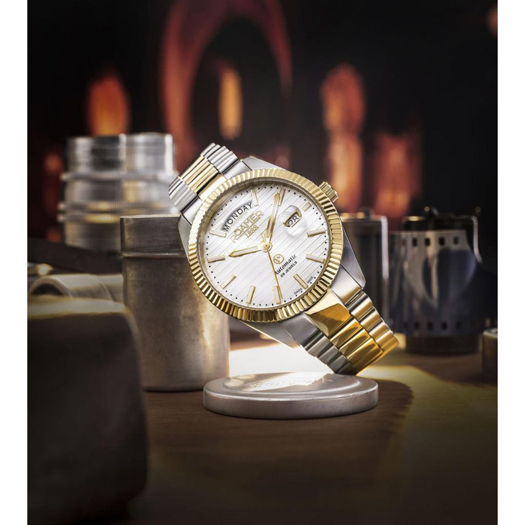 Primeline Daydate Ii Men Quartz White Dial Analog Stainless Steel Watch 981666 47 25 50