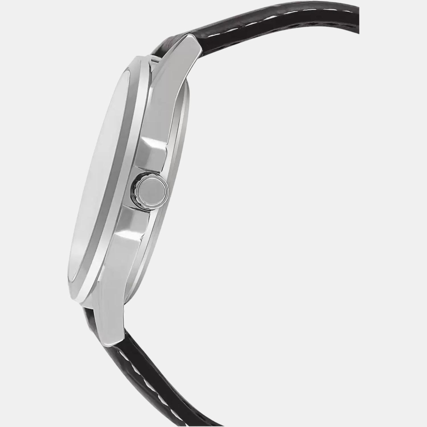 Casio 39 mm Round Quartz watch