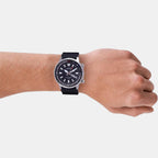 Enticer Men Quartz Black Dial Analog Resin Watch A2115