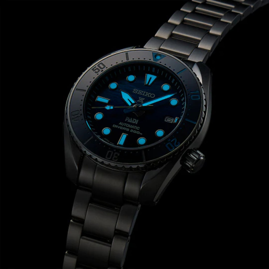 Seiko Men Round Blue watch
