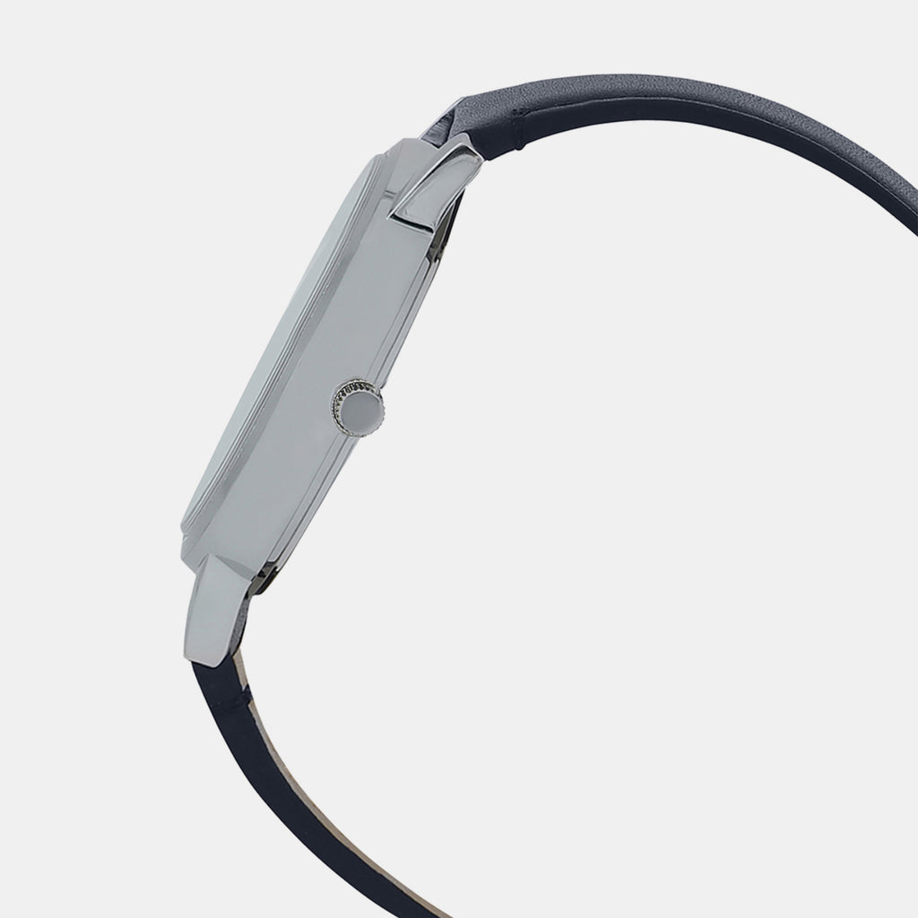 Casio 48 mm Round Quartz watch