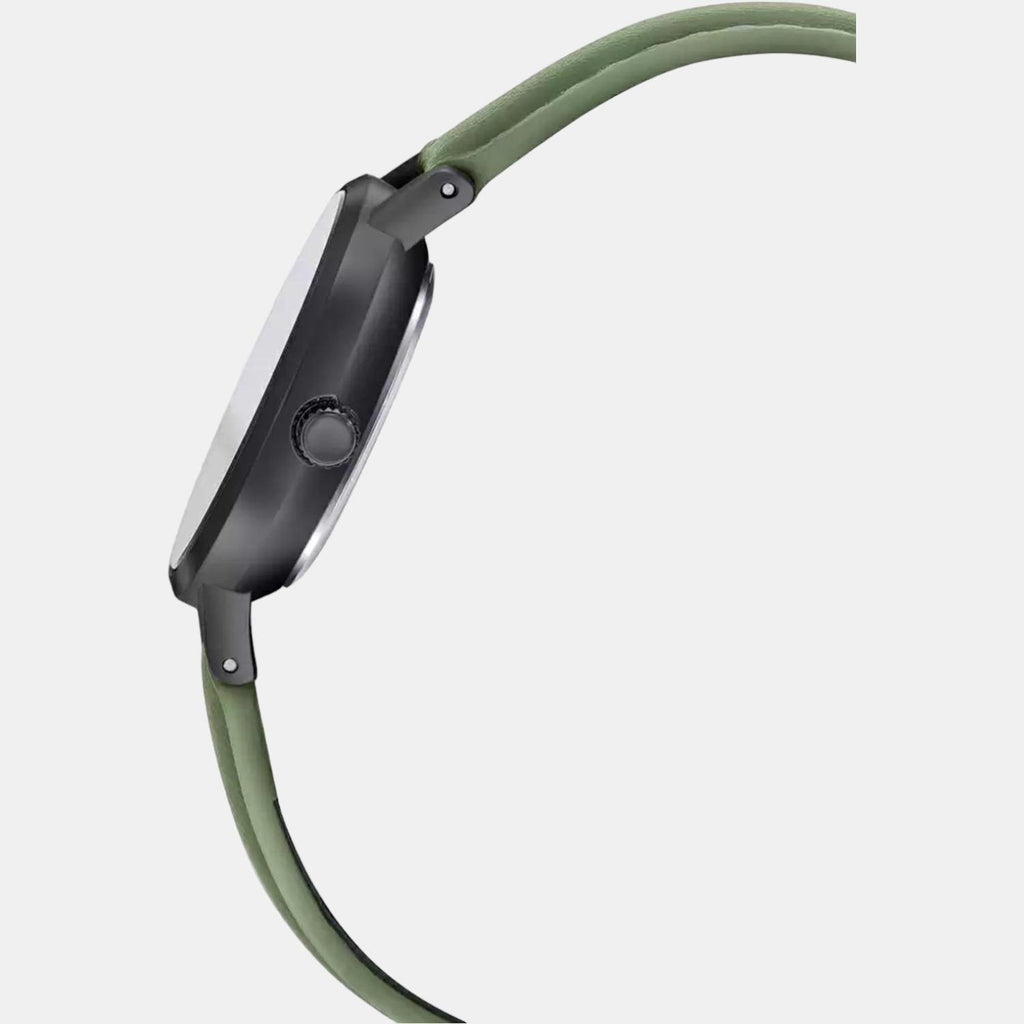 Casio 30 mm Round Quartz watch