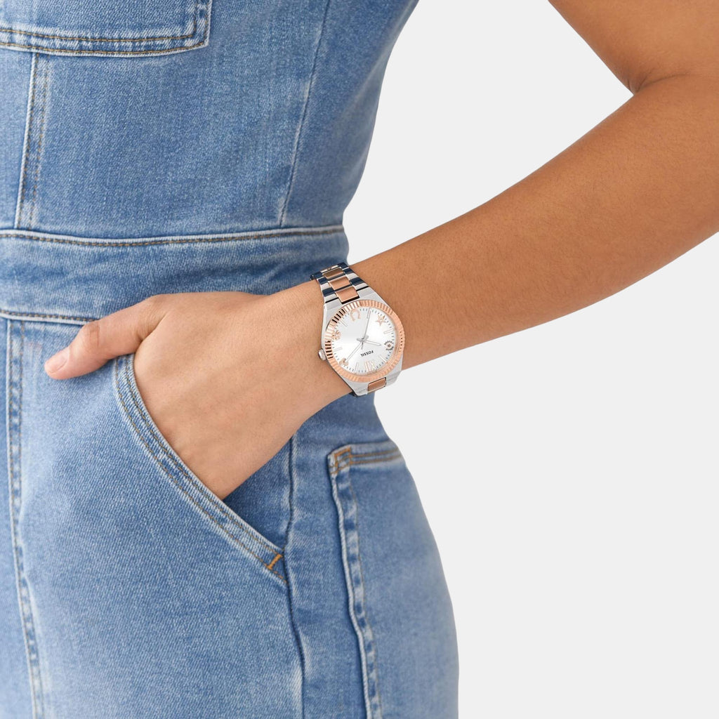 Scarlette Women Quartz Silver Dial Analog Stainless Steel Watch ES5261