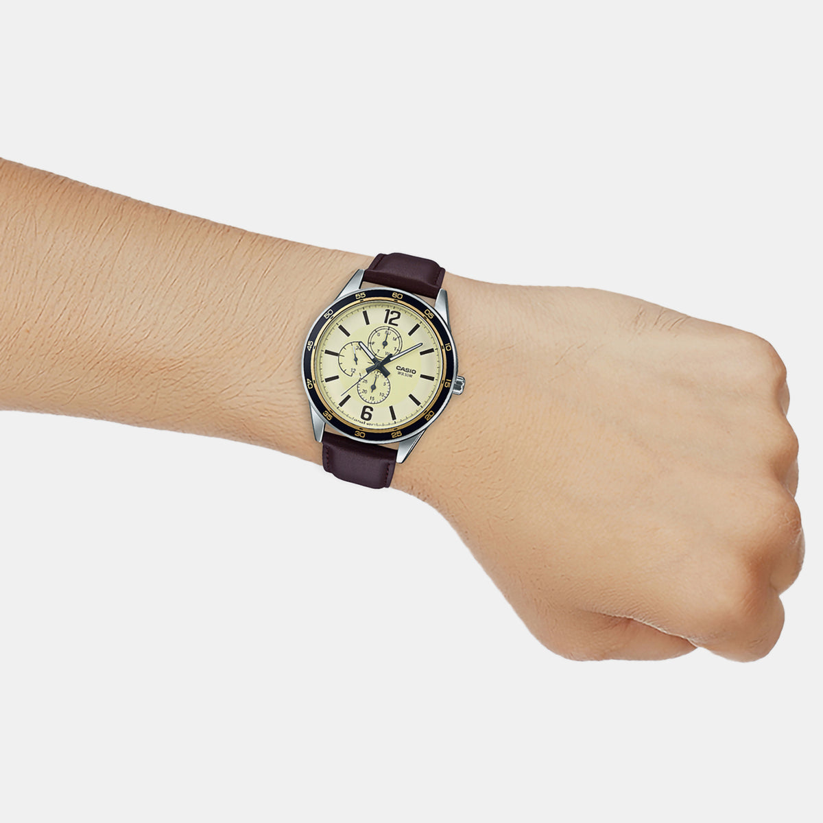 Casio Round Quartz Chronograph Men watch