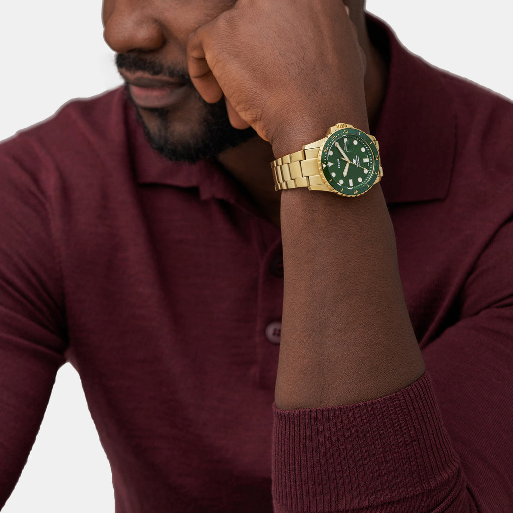 Fossil Round Quartz Analog Men watch