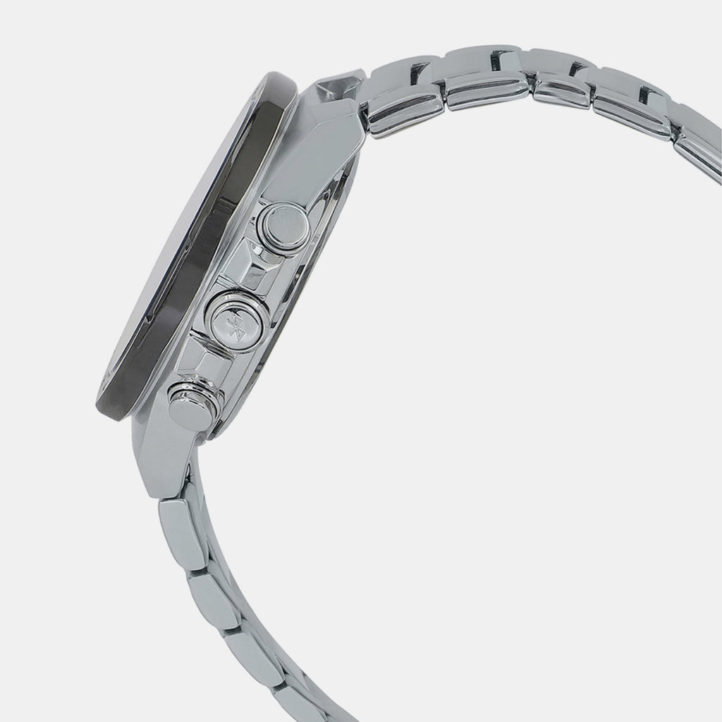 Casio 51 mm Round Quartz watch