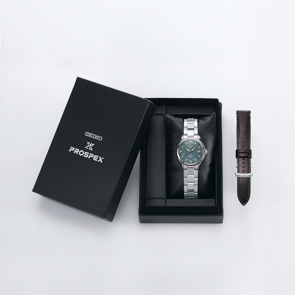 Seiko Men Round Green watch