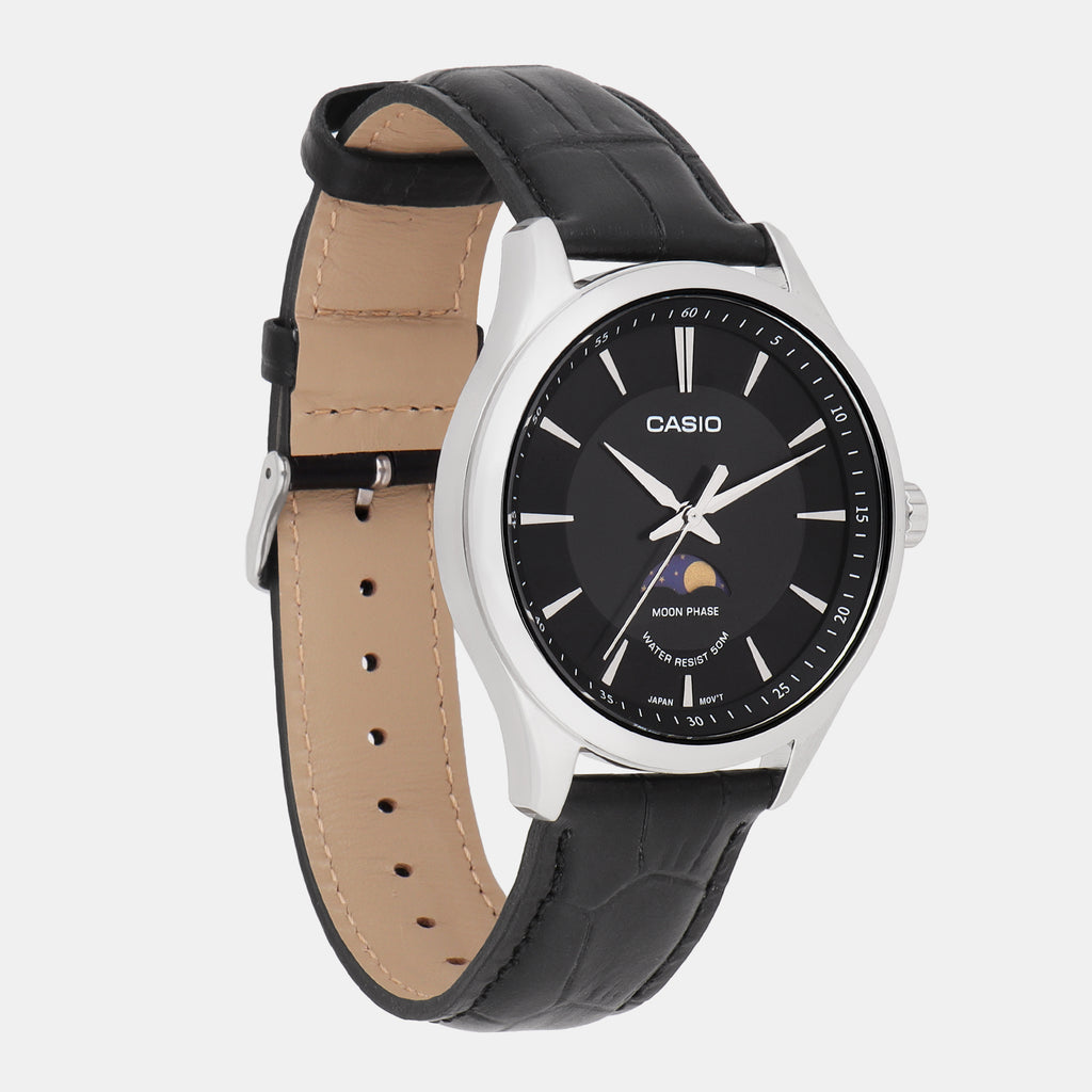 Casio Men Round Black watch