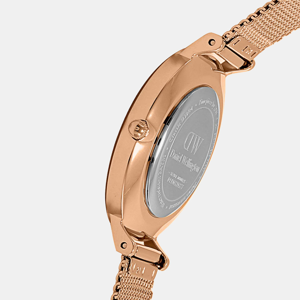 Daniel Wellington 32 mm Round Quartz watch