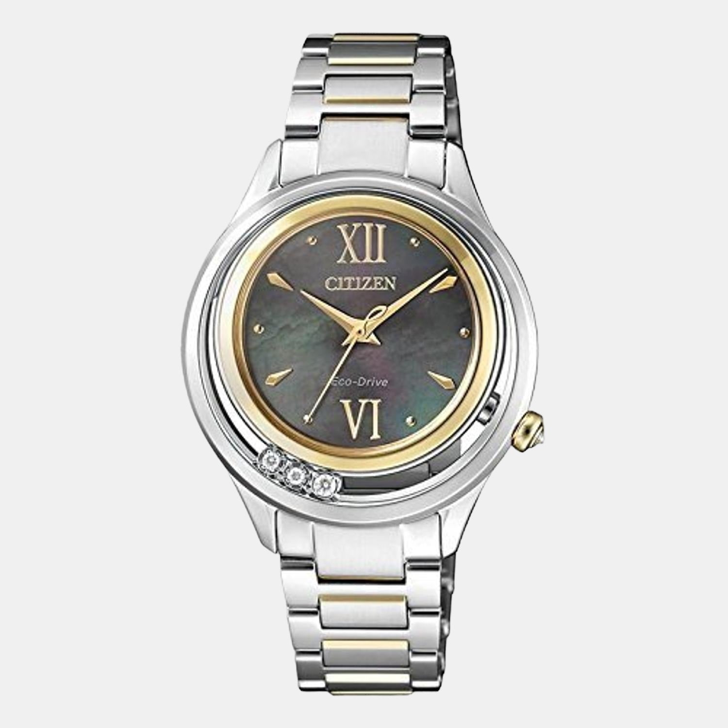 Citizen 33 mm Round Quartz watch