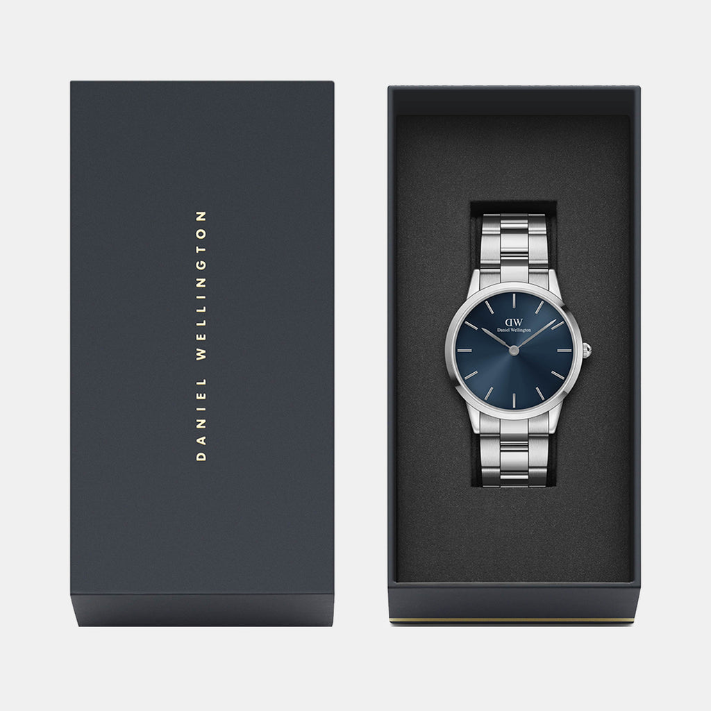 Daniel Wellington Round Quartz Analog Men watch