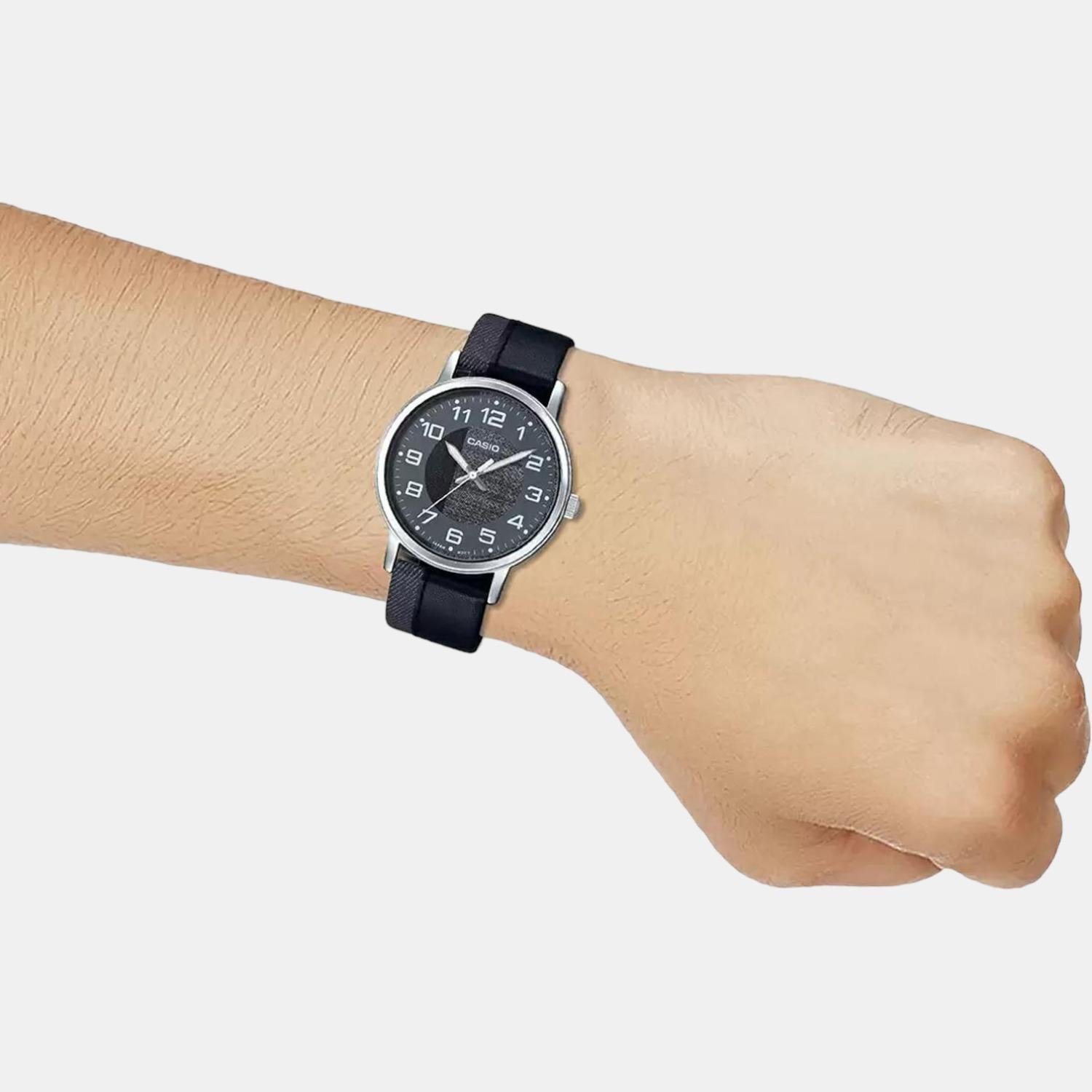 Casio 47 mm Black Quartz watch