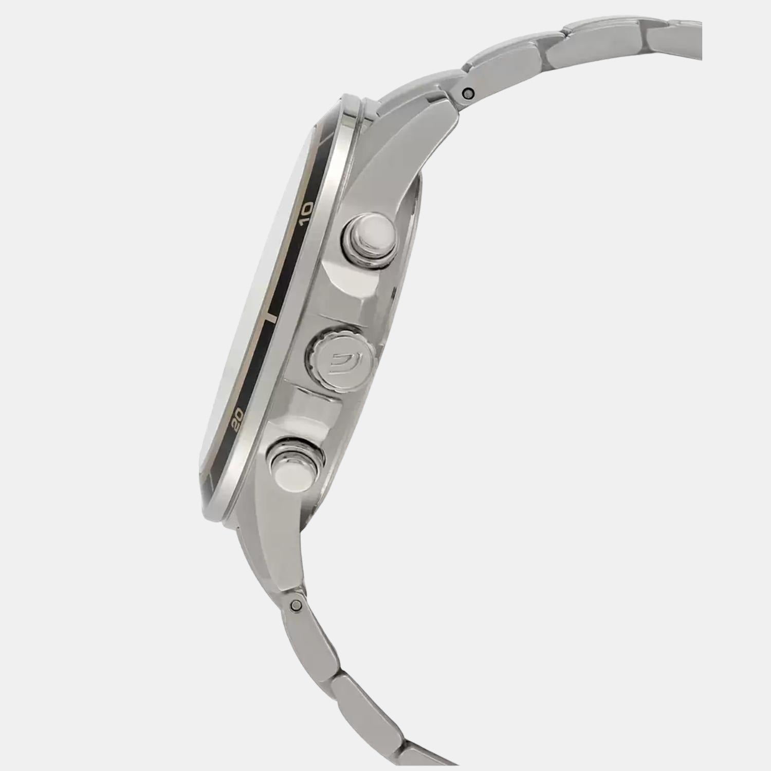 Casio 49 mm Round Quartz watch