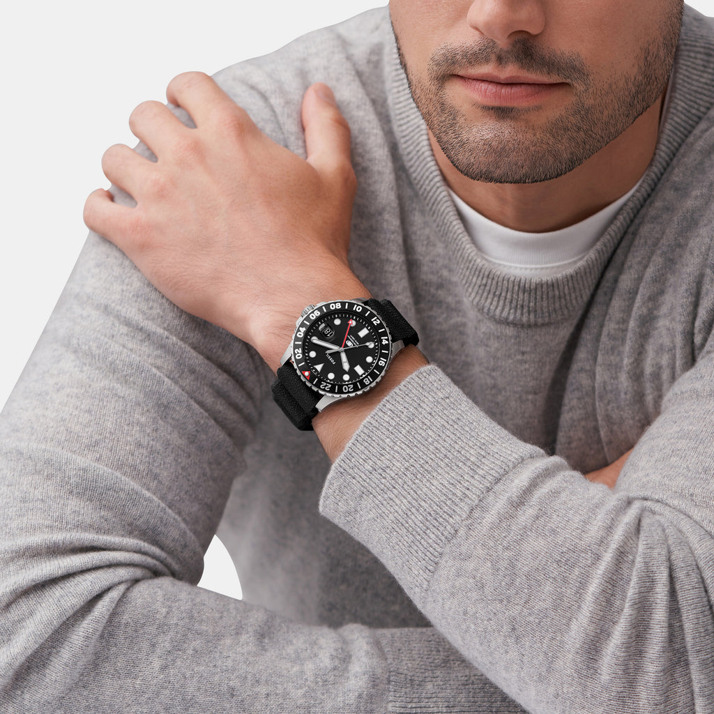 Fossil Round GMT Analog Men watch