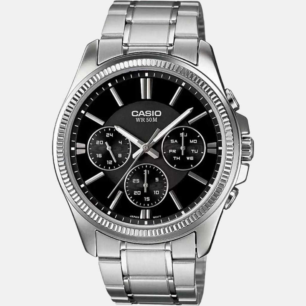 Casio 49 mm Round Quartz watch