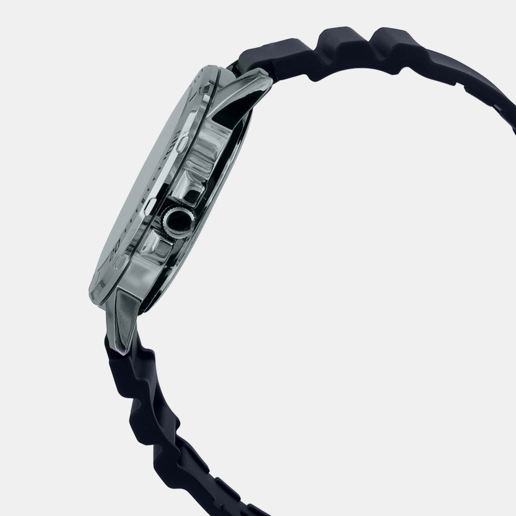 Casio 49 mm Round Quartz watch