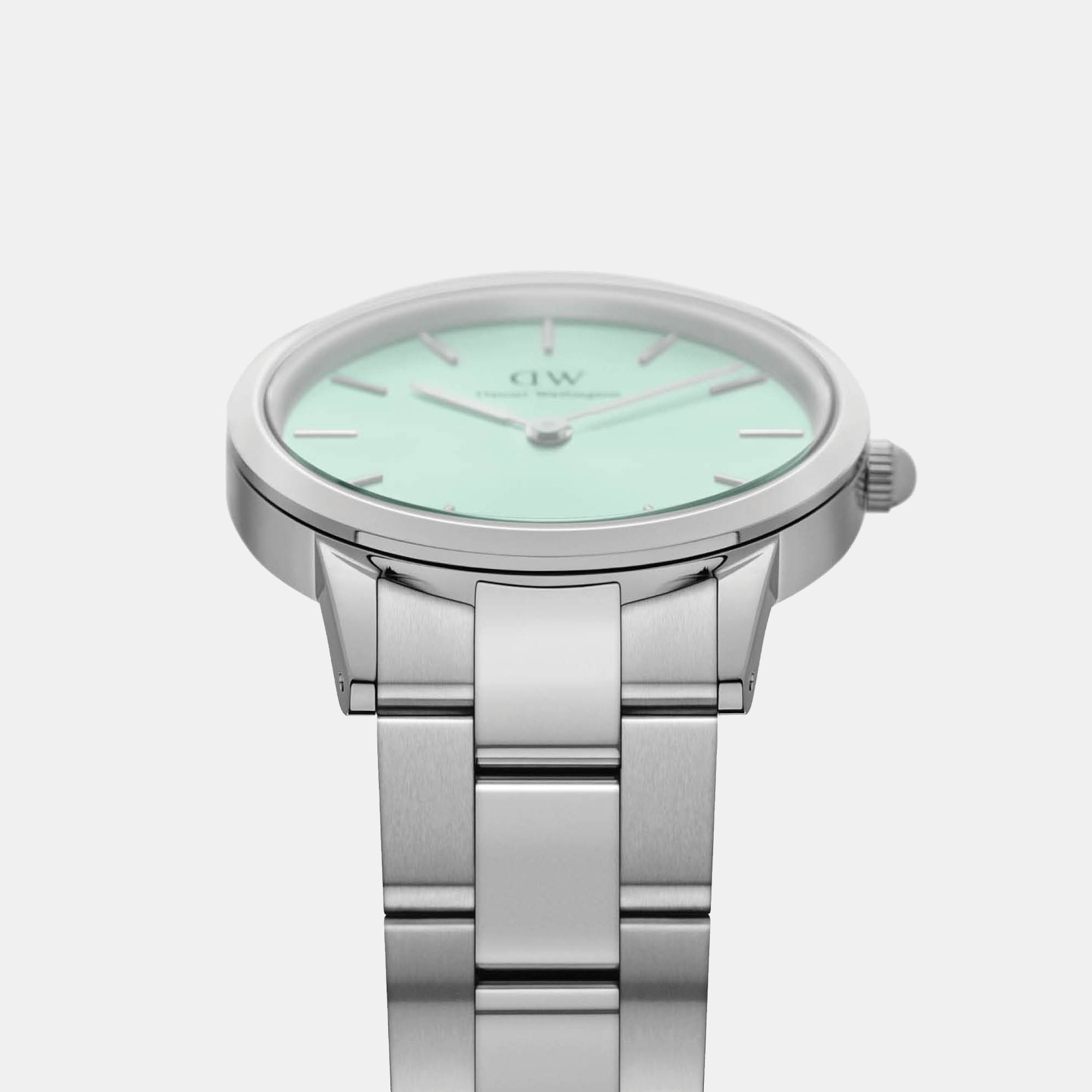Daniel Wellington Women Round Green watch