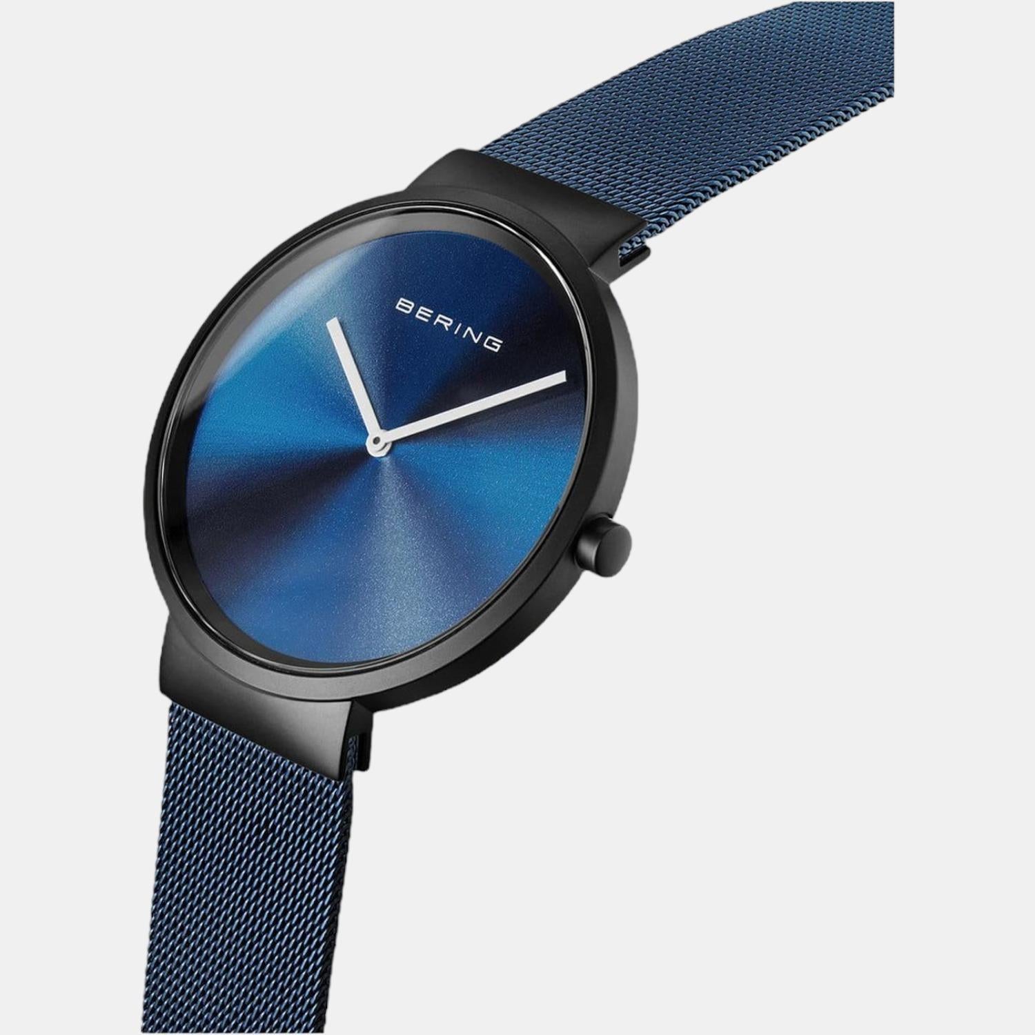 Bering Men Round Blue watch