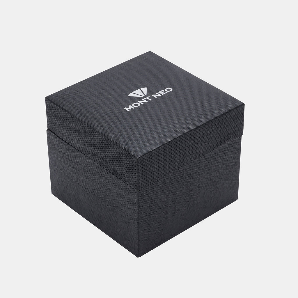 Mont Neo Stainless Steel Round watch