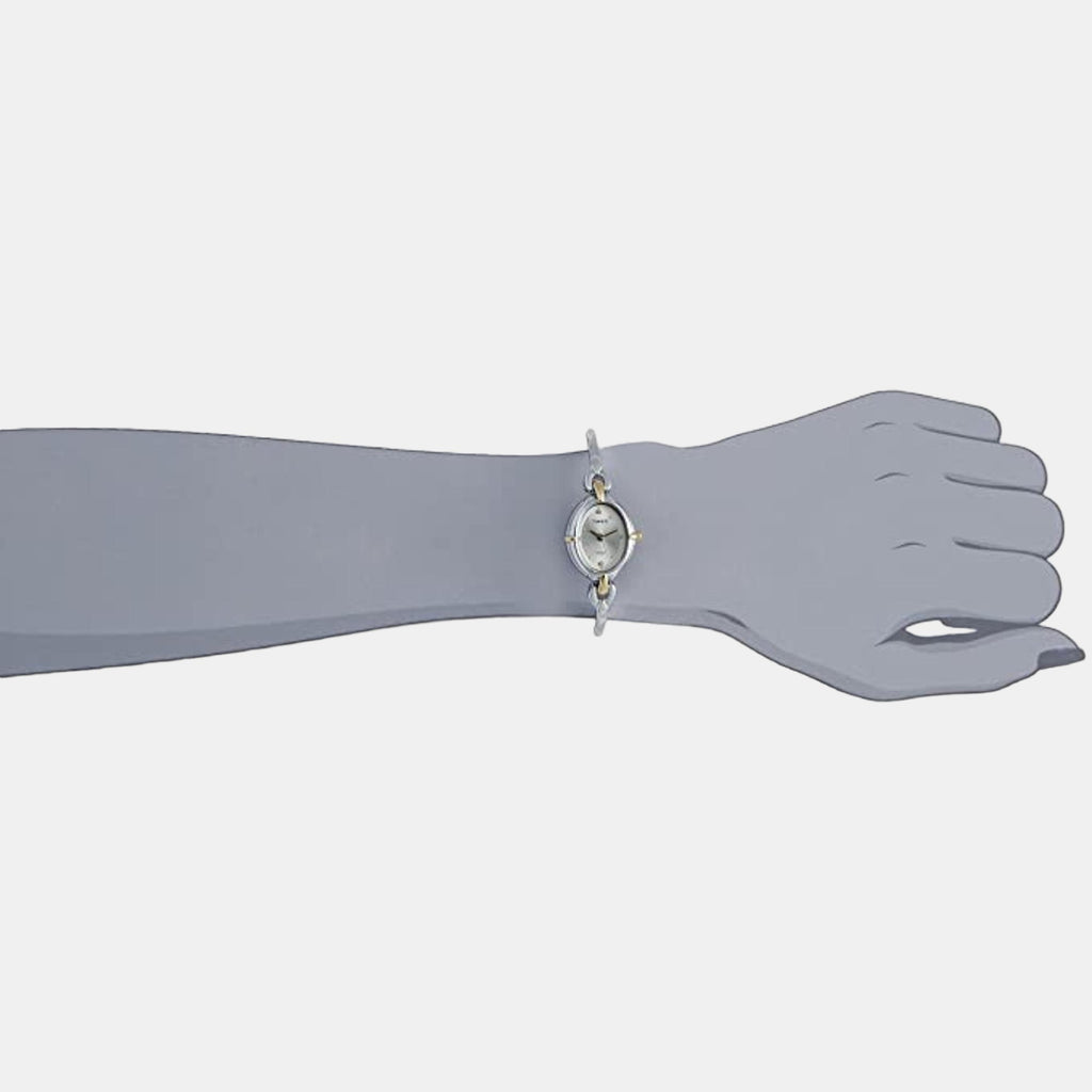 Classics Women Quartz Silver Dial Analog Stainless Steel Watch LK21