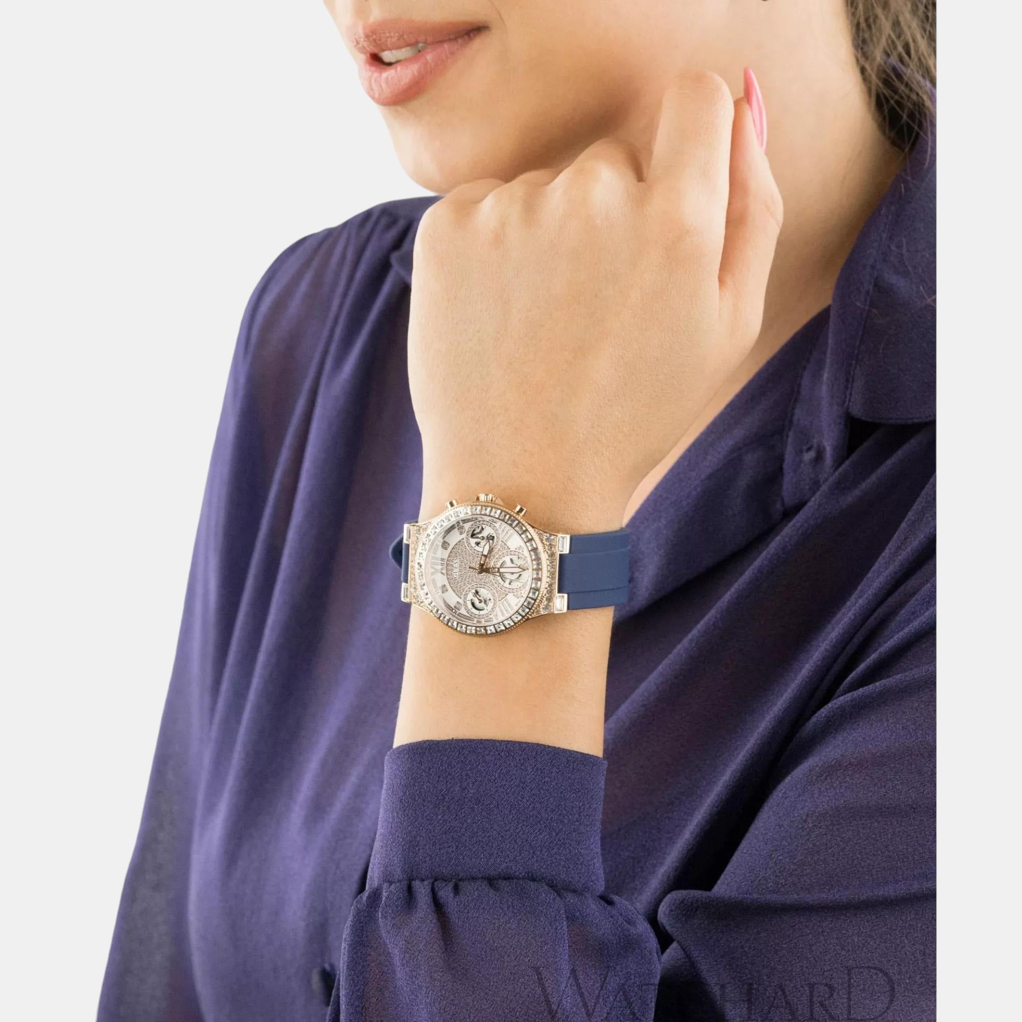 Women Quartz Two Tone Dial Chronograph Silicone Watch GW0257L3