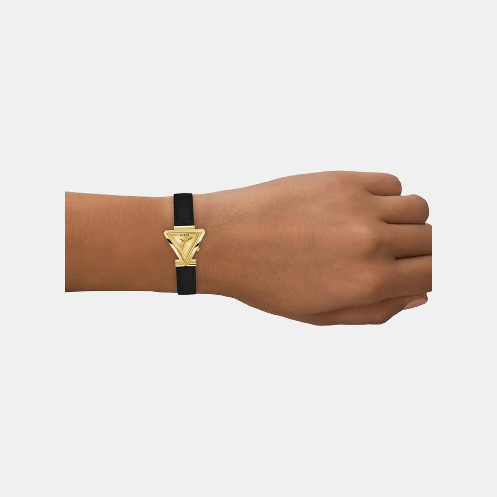 Women Quartz Champagne Dial Analog Leather Watch GW0548L3