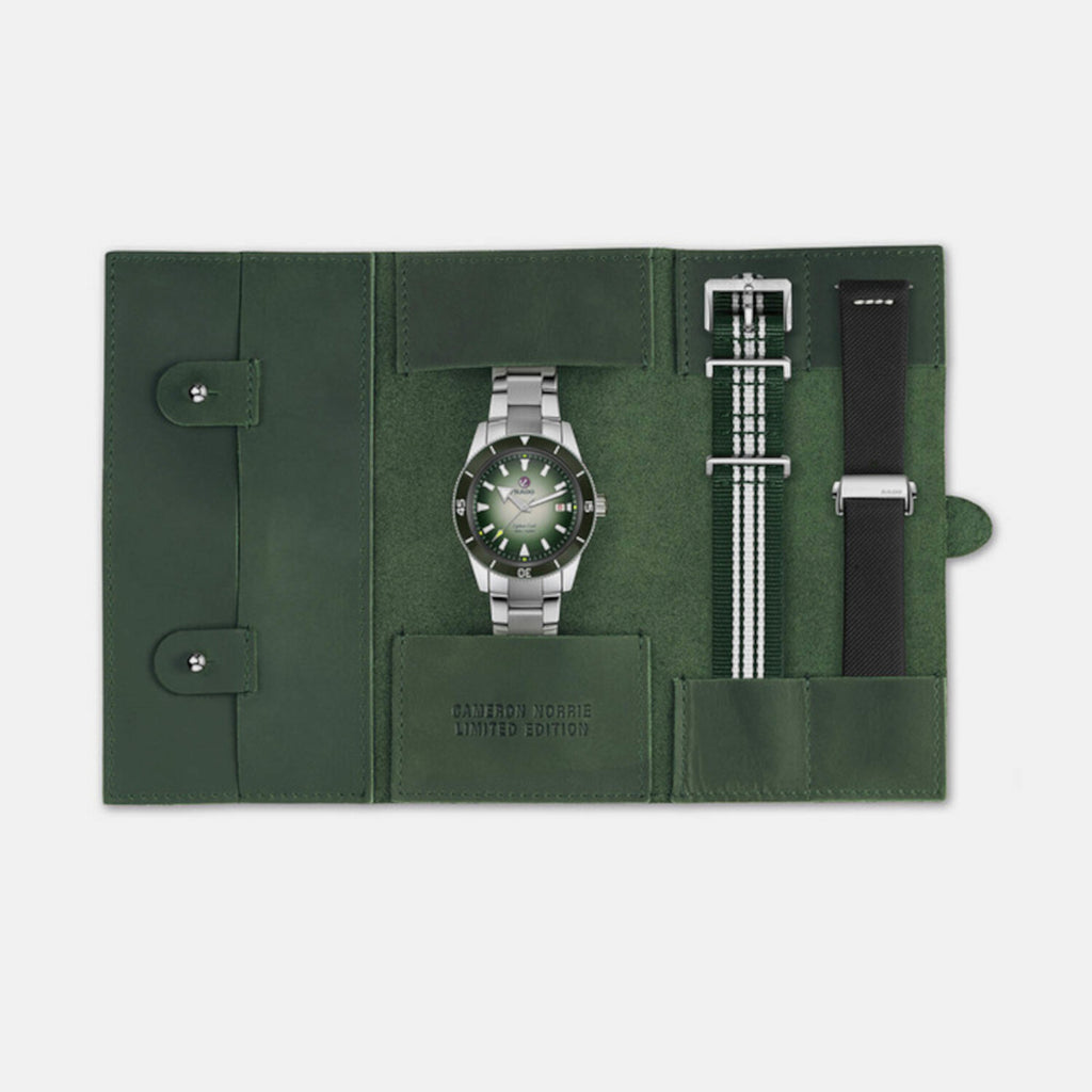 0 Men Automatic Green Dial Analog Stainless Steel Watch R32149318