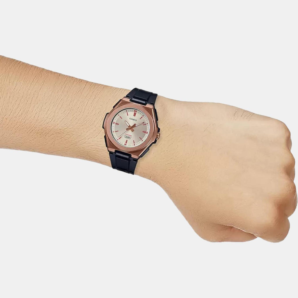 Youth Women Quartz Black Dial Analog Resin Watch D222