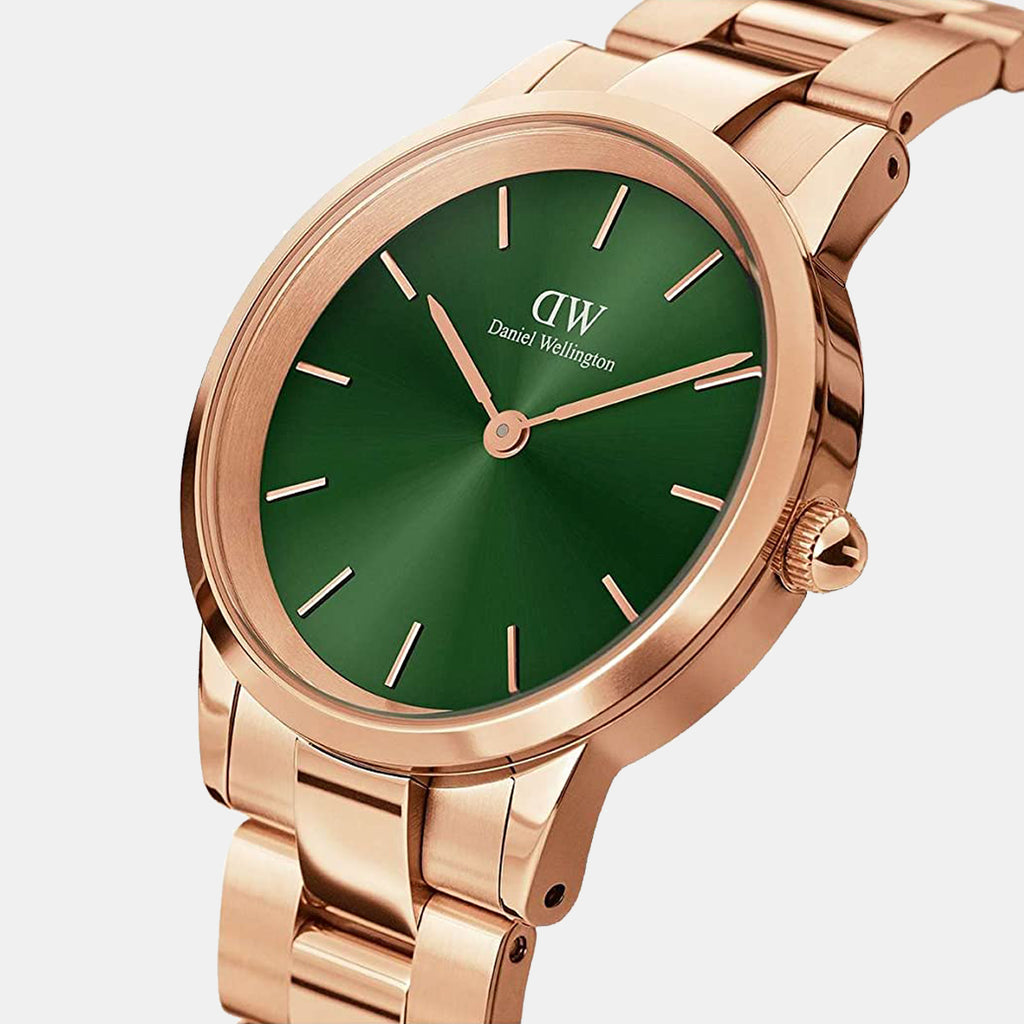Daniel Wellington Women Round Green watch