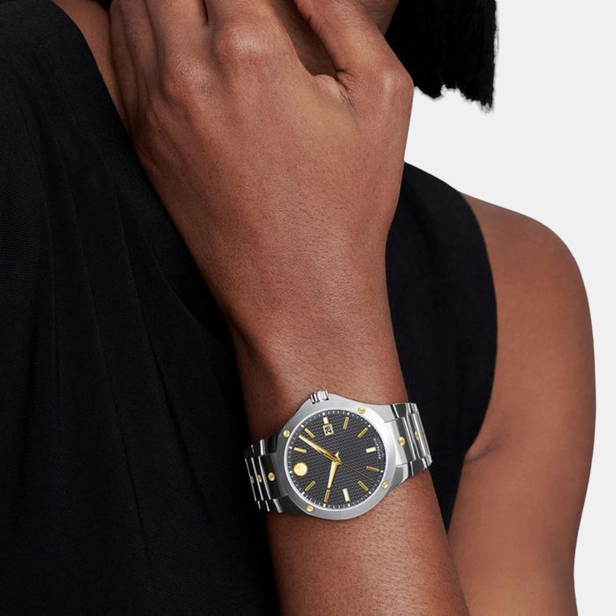Movado 41 mm Round Quartz watch