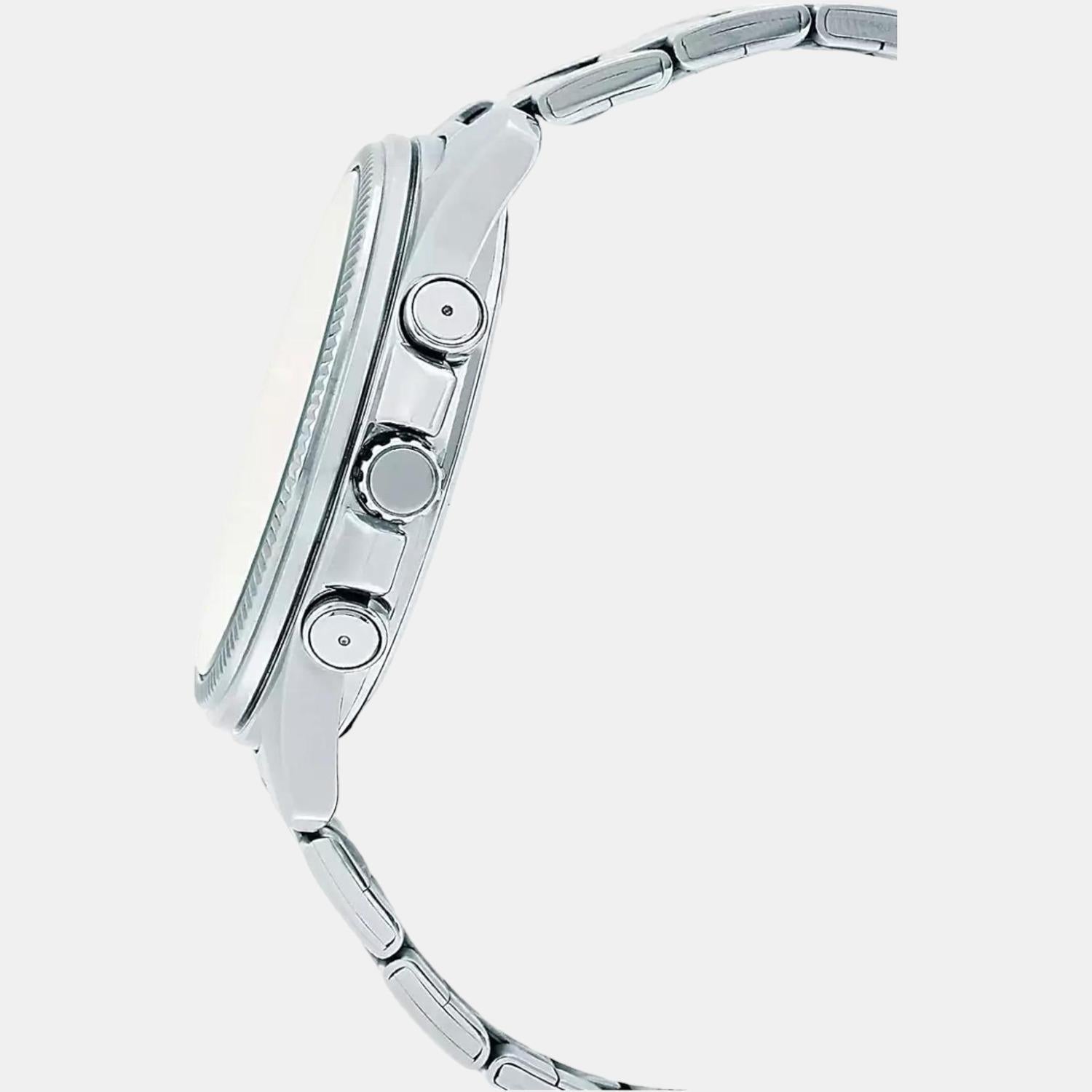 Casio 49 mm Round Quartz watch