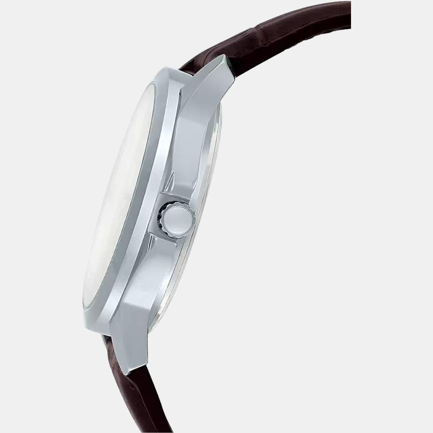 Casio Men Round White watch