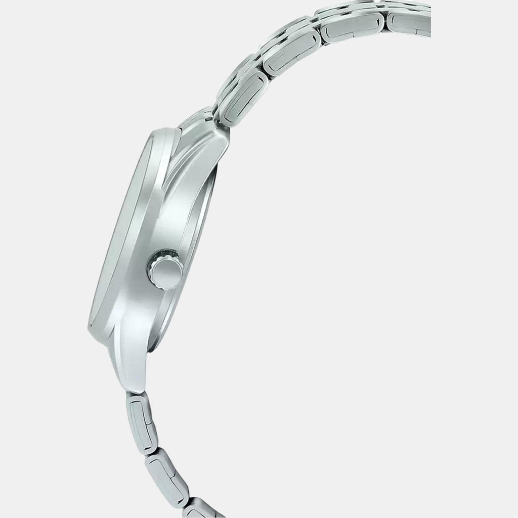 Casio 45 mm Round Quartz watch