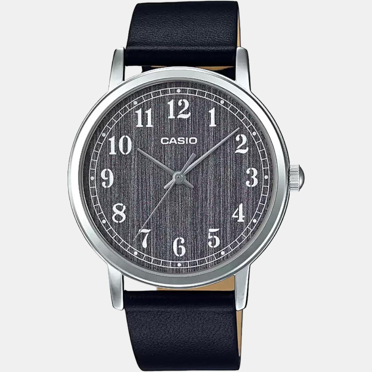 Casio 40 mm Round Quartz watch