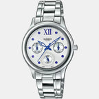 Casio 38 mm Round Quartz watch