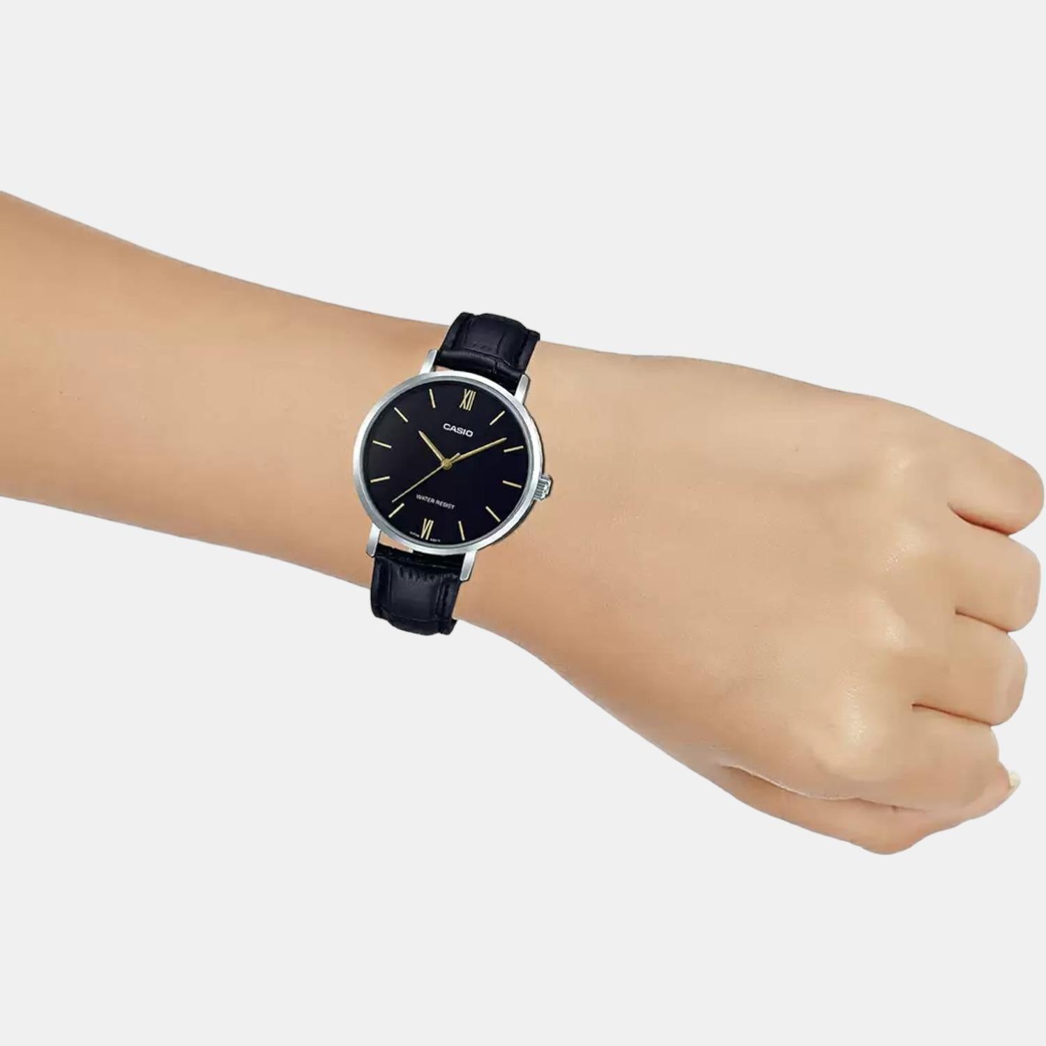 Casio 40 mm Black Quartz watch