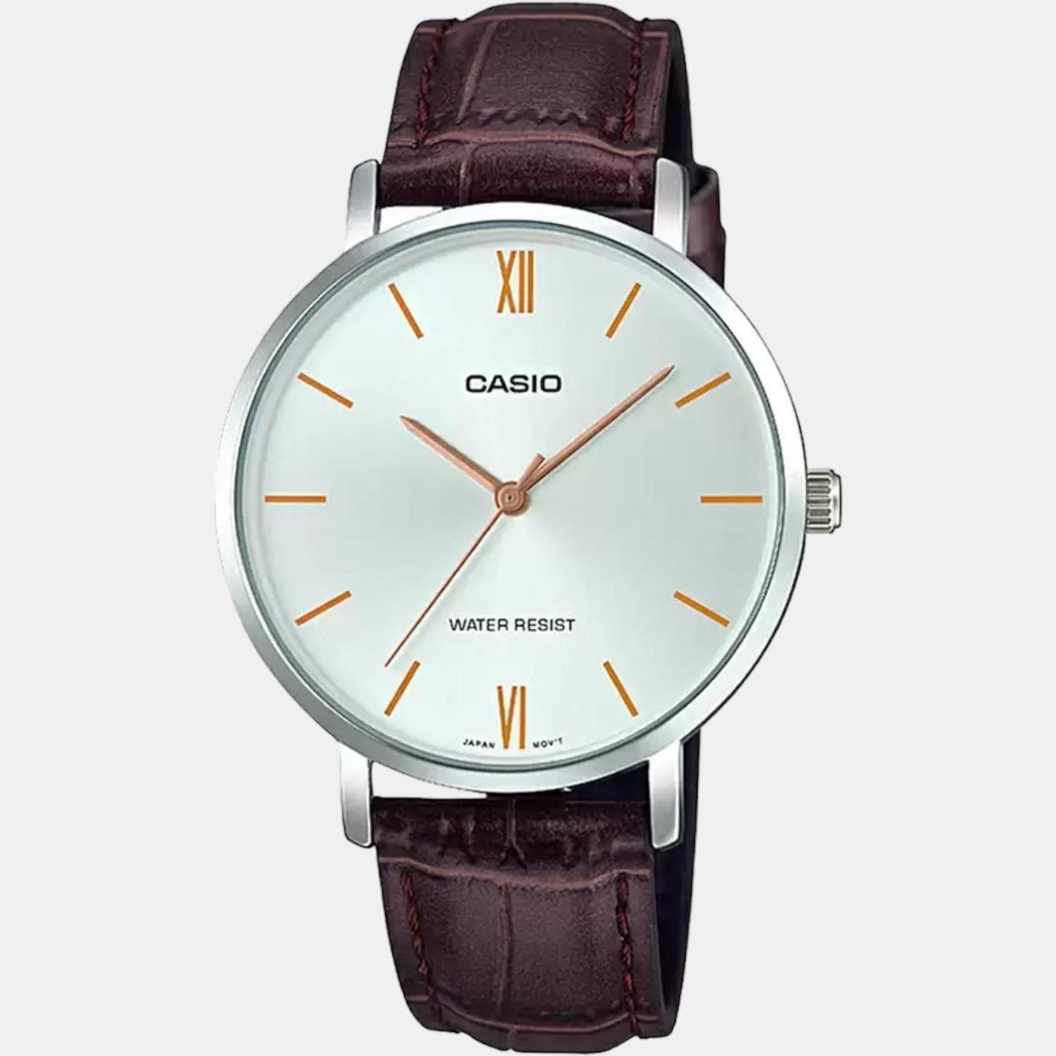 Casio 40 mm Round Quartz watch